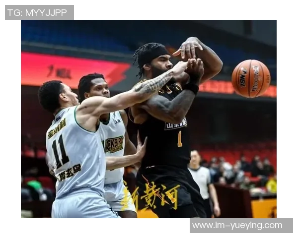 山东蜜獾在NBL常规赛第九轮中以85比93惜败于上海玄鸟展现顽强斗志 山东蜜獾在NBL常规赛第九轮中以85比93惜败于上海玄鸟展现顽强斗志